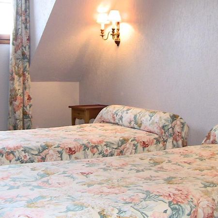 Auberge Des Potiers Jouy-le-Potier Zimmer foto